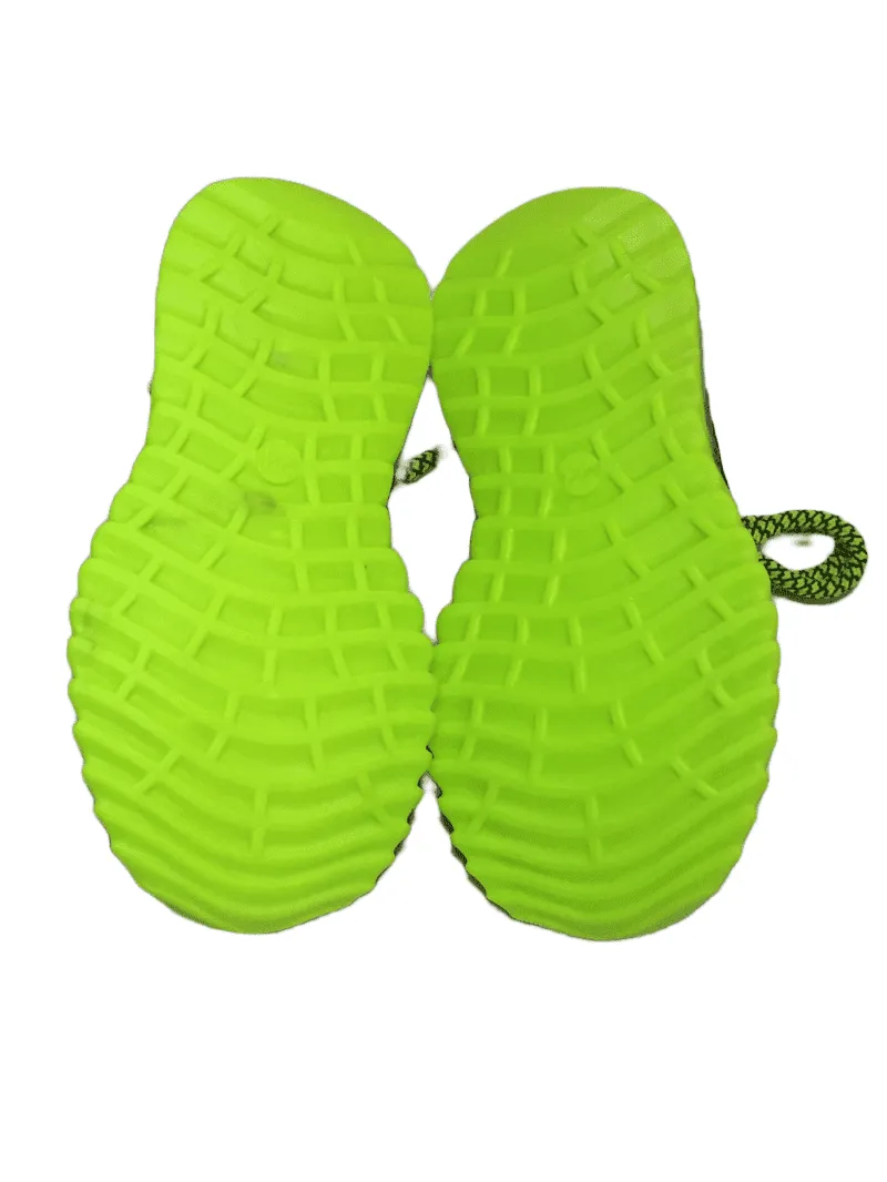 23/6.5 Baby Shoes (023)