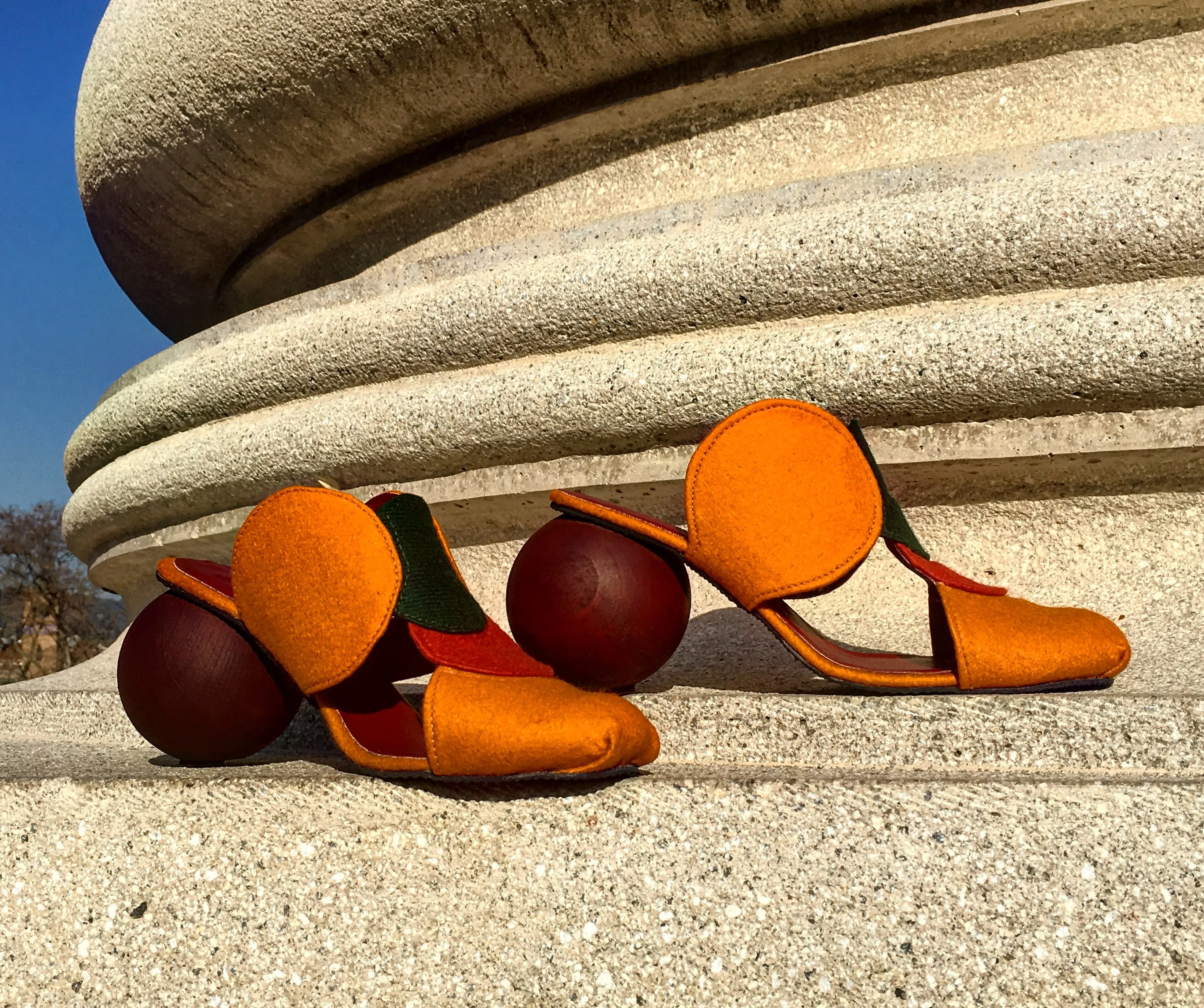 Circle shoes