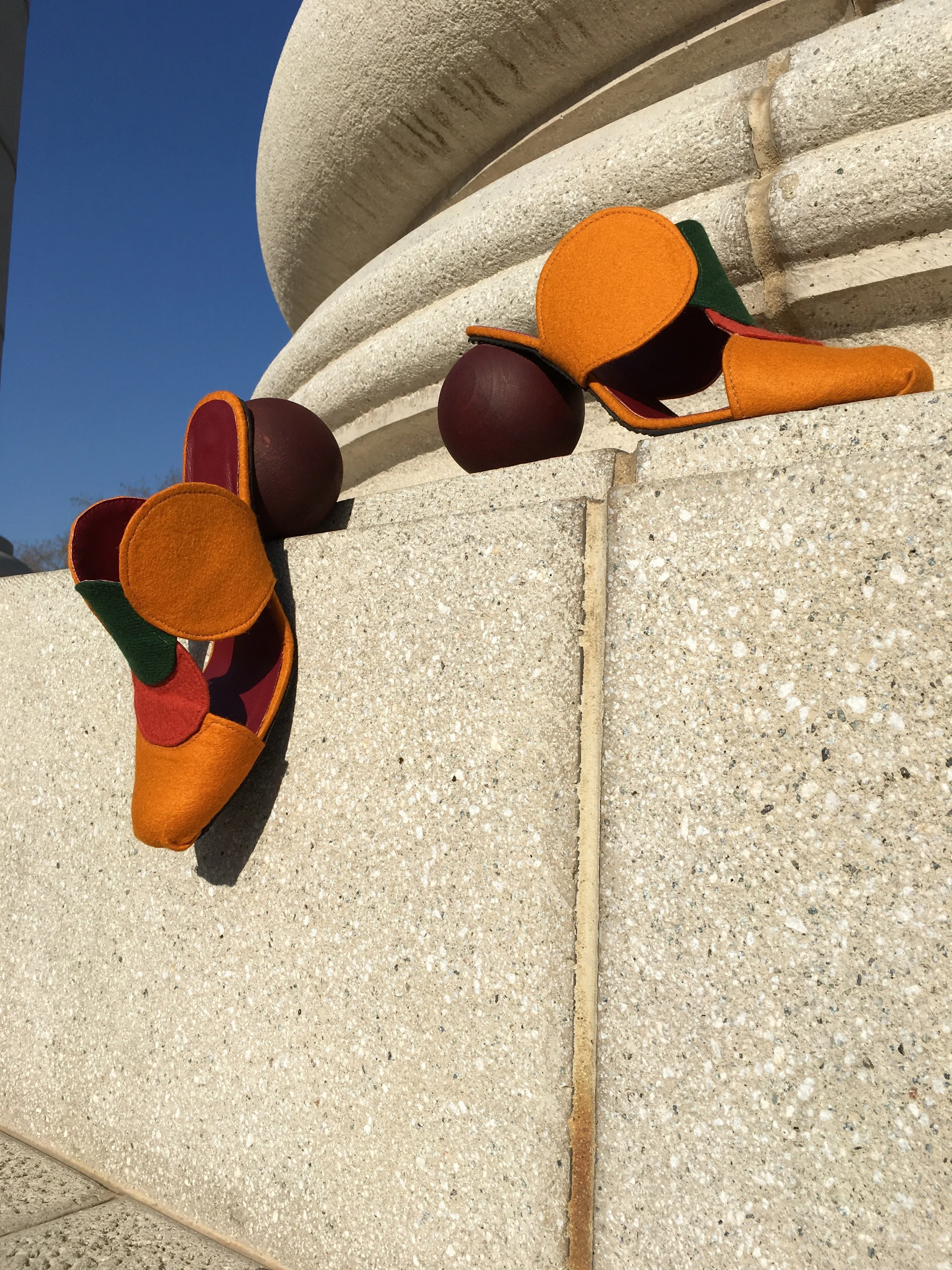 Circle shoes