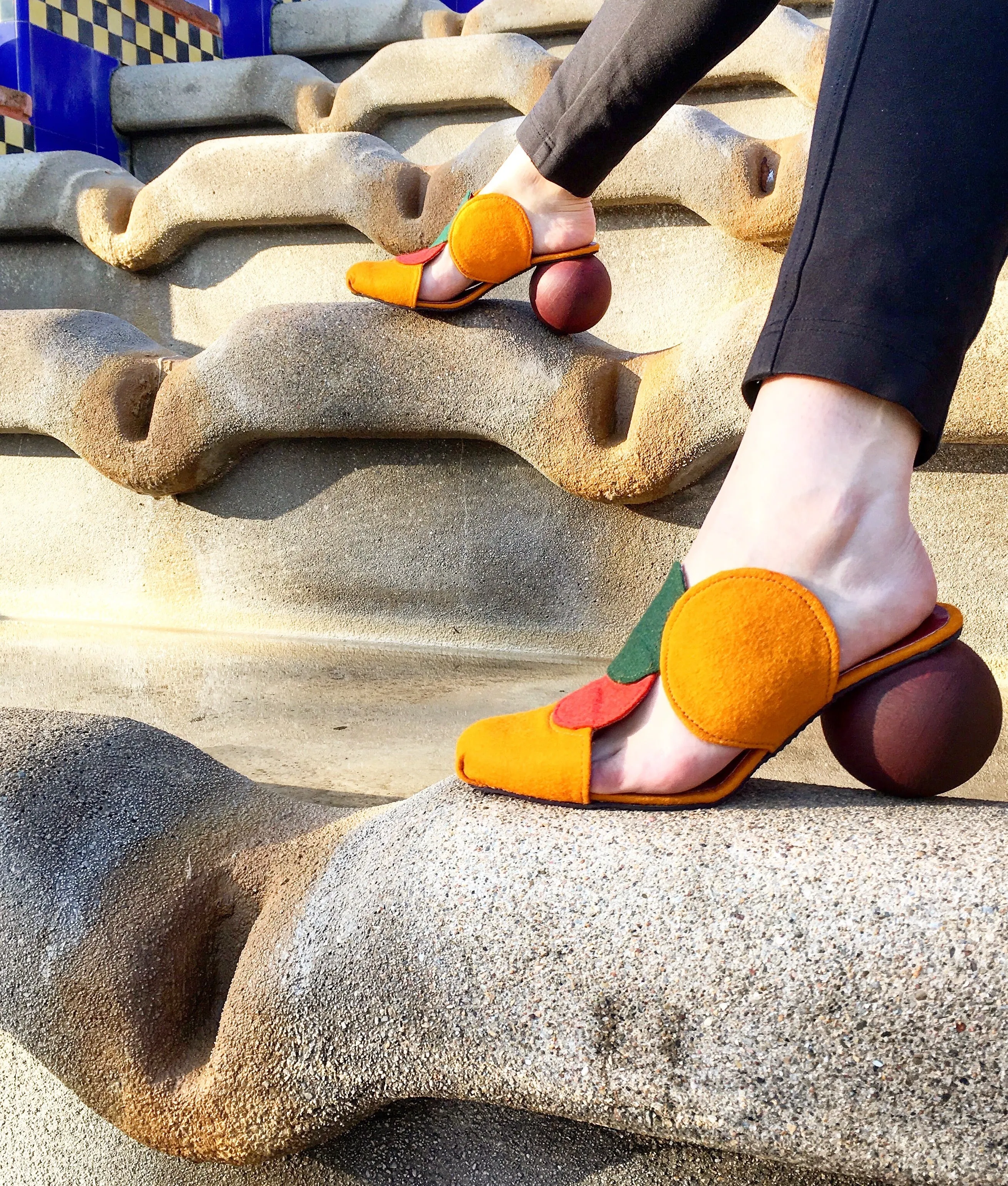Circle shoes