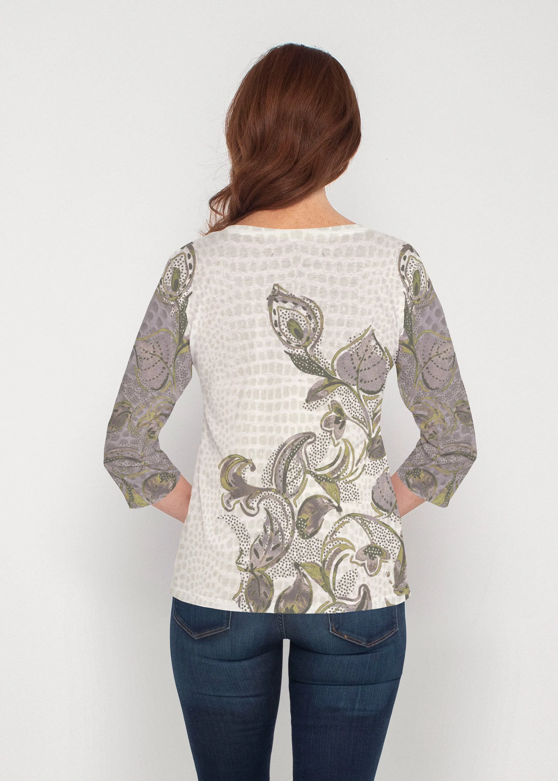 Crocodile Vine (8066) ~ Signature 3/4 Sleeve V-Neck Top