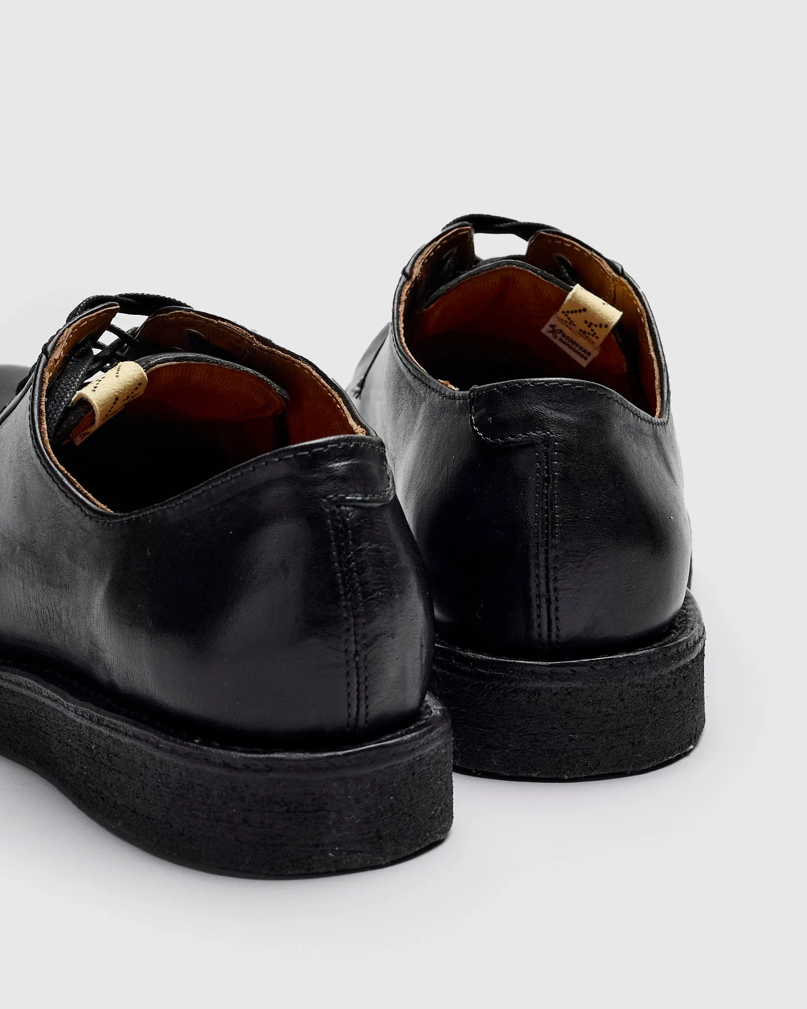 G.P.O-Folk Derby in Black Horsehide