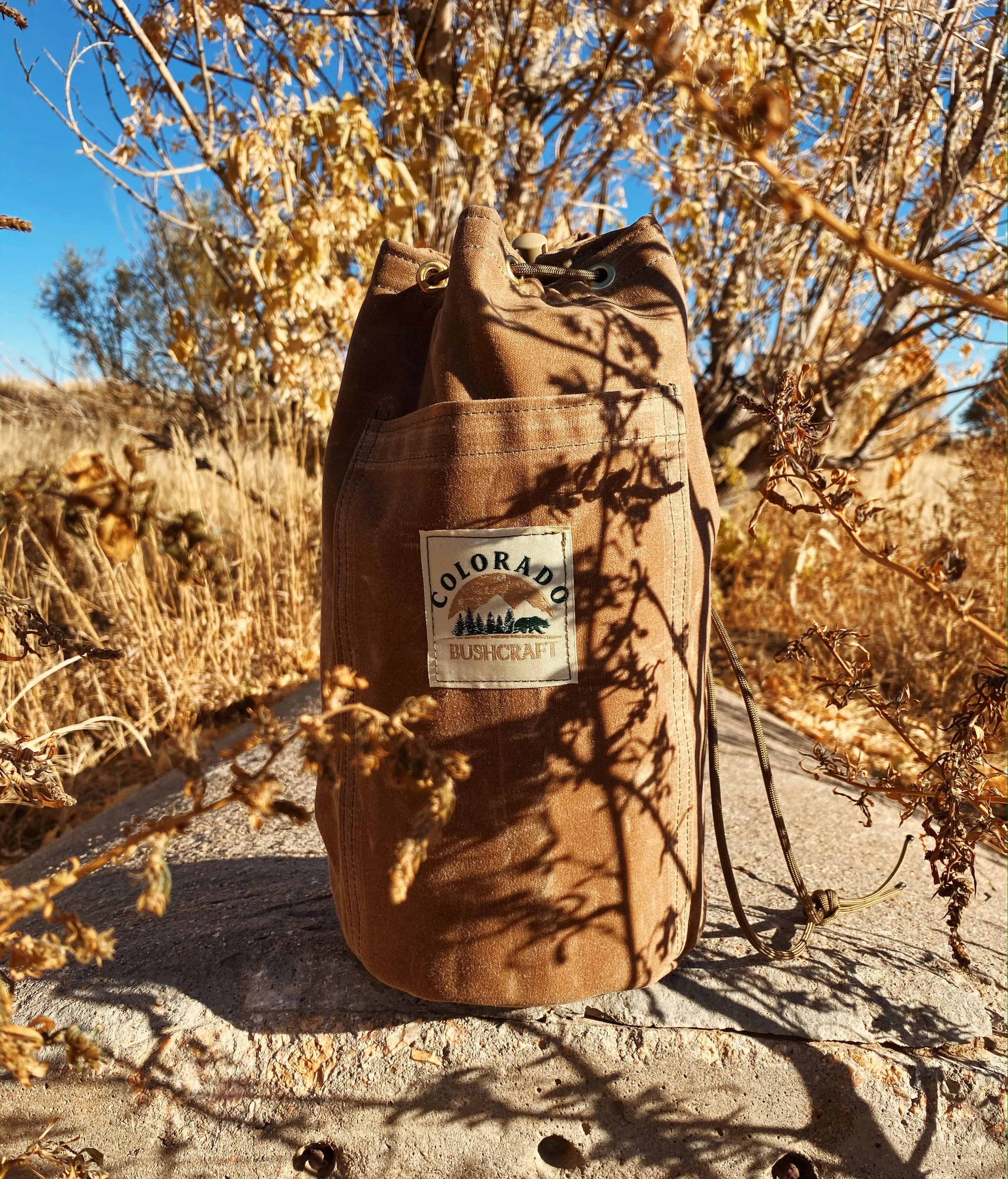 Handmade Waxed Canvas Wool Insulated Beer Growler Carrier Bushcraft Round Bag (Various Colors)