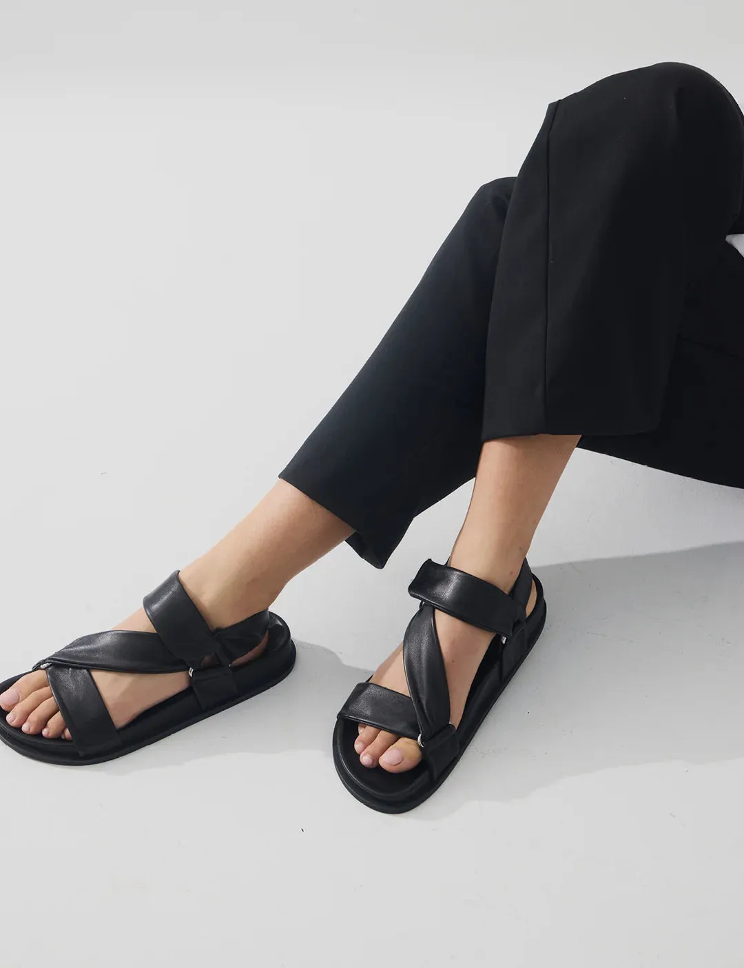 Hannah Sandal Black