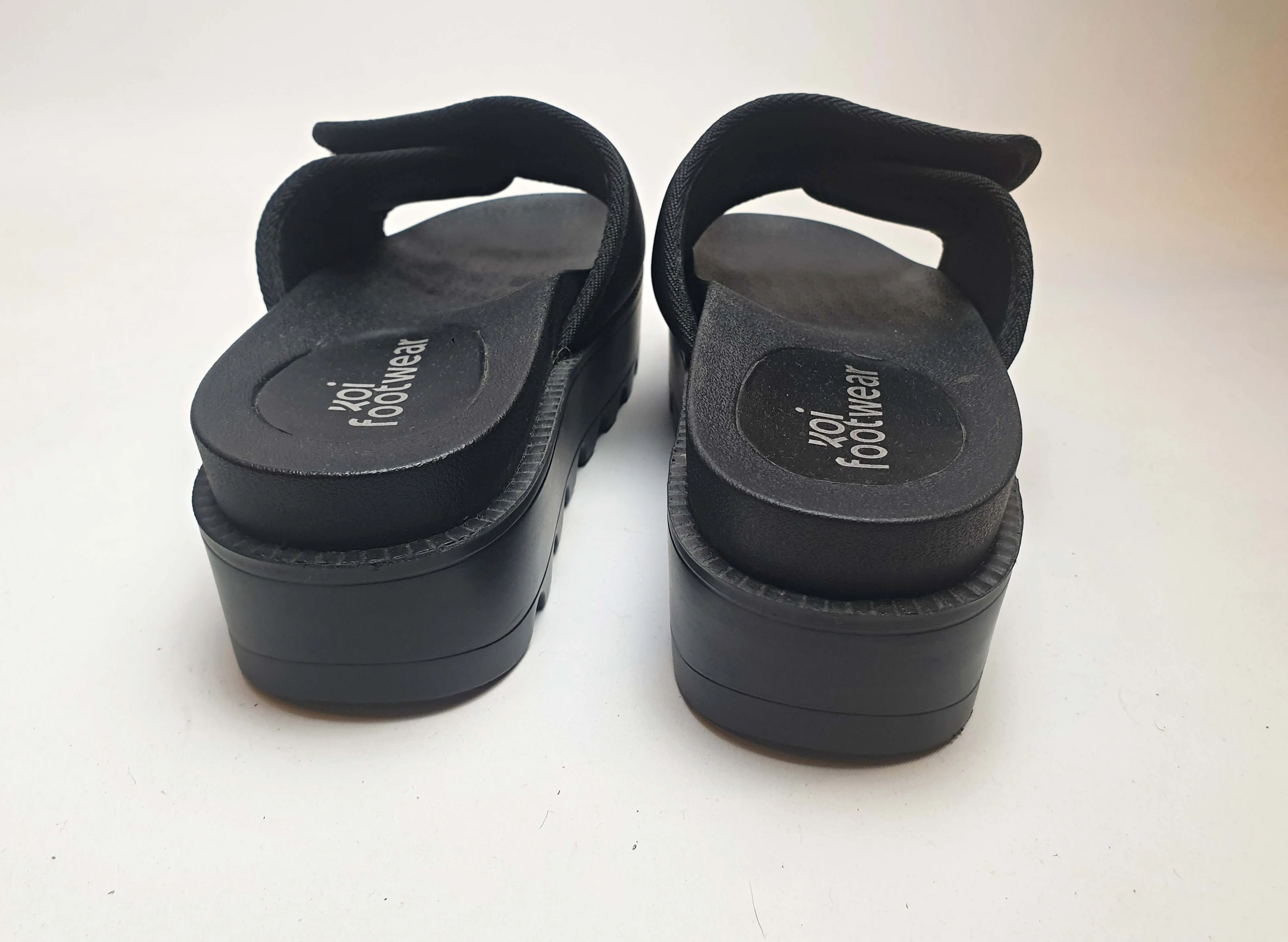 Koi Footwear black vegan friendly slide on sandals size 39