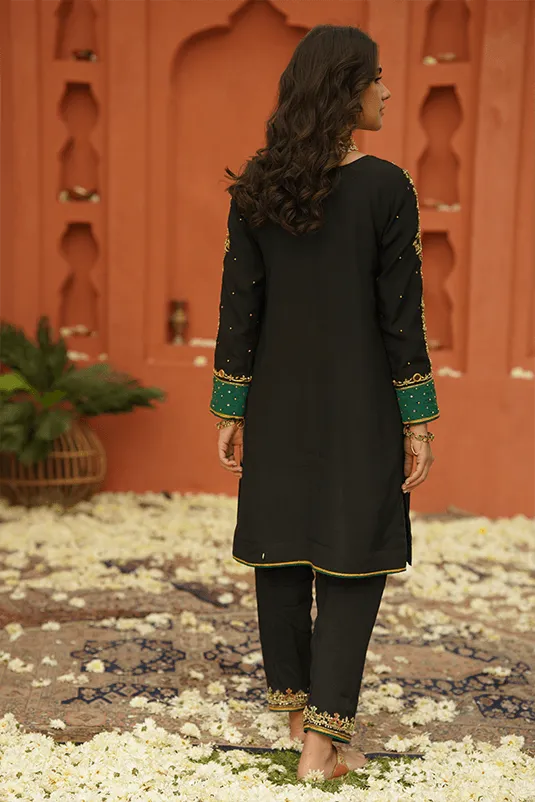 Latest Black Kameez Salwar by Pakistani Designer #PF432