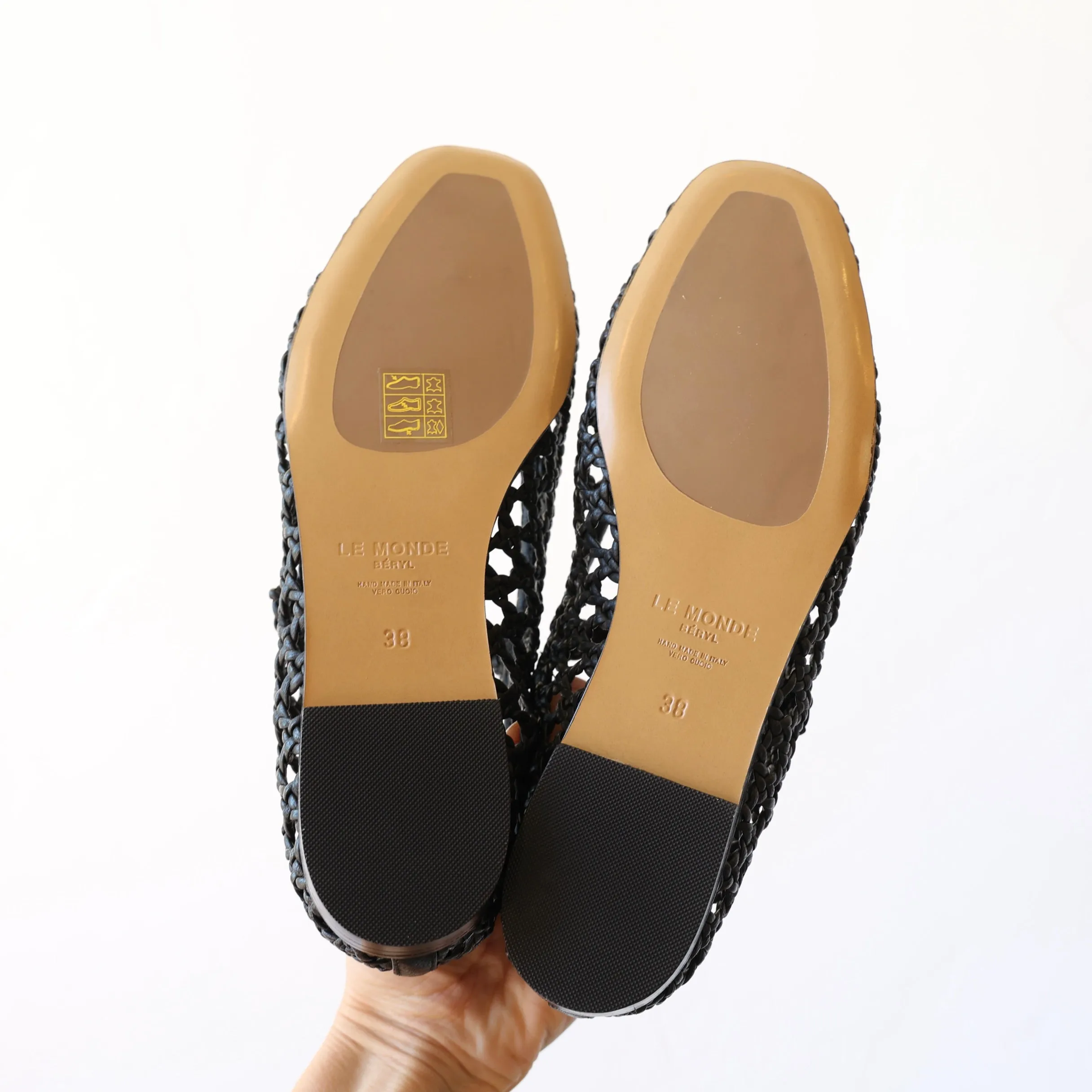 Le Monde Beryl Woven Leather Mary Janes - Black