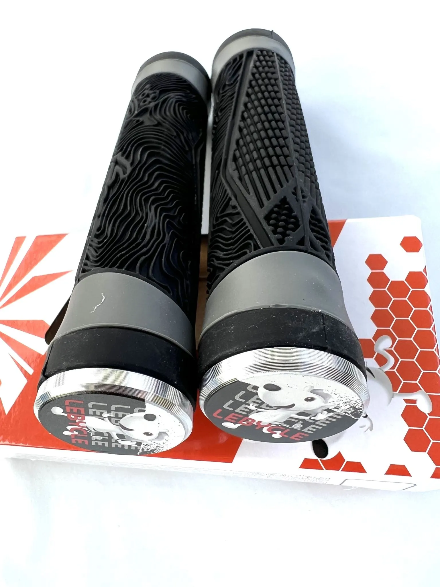 LeBycle Bike Handlebar Grips - Silicone, Soft, Anti-slip, black