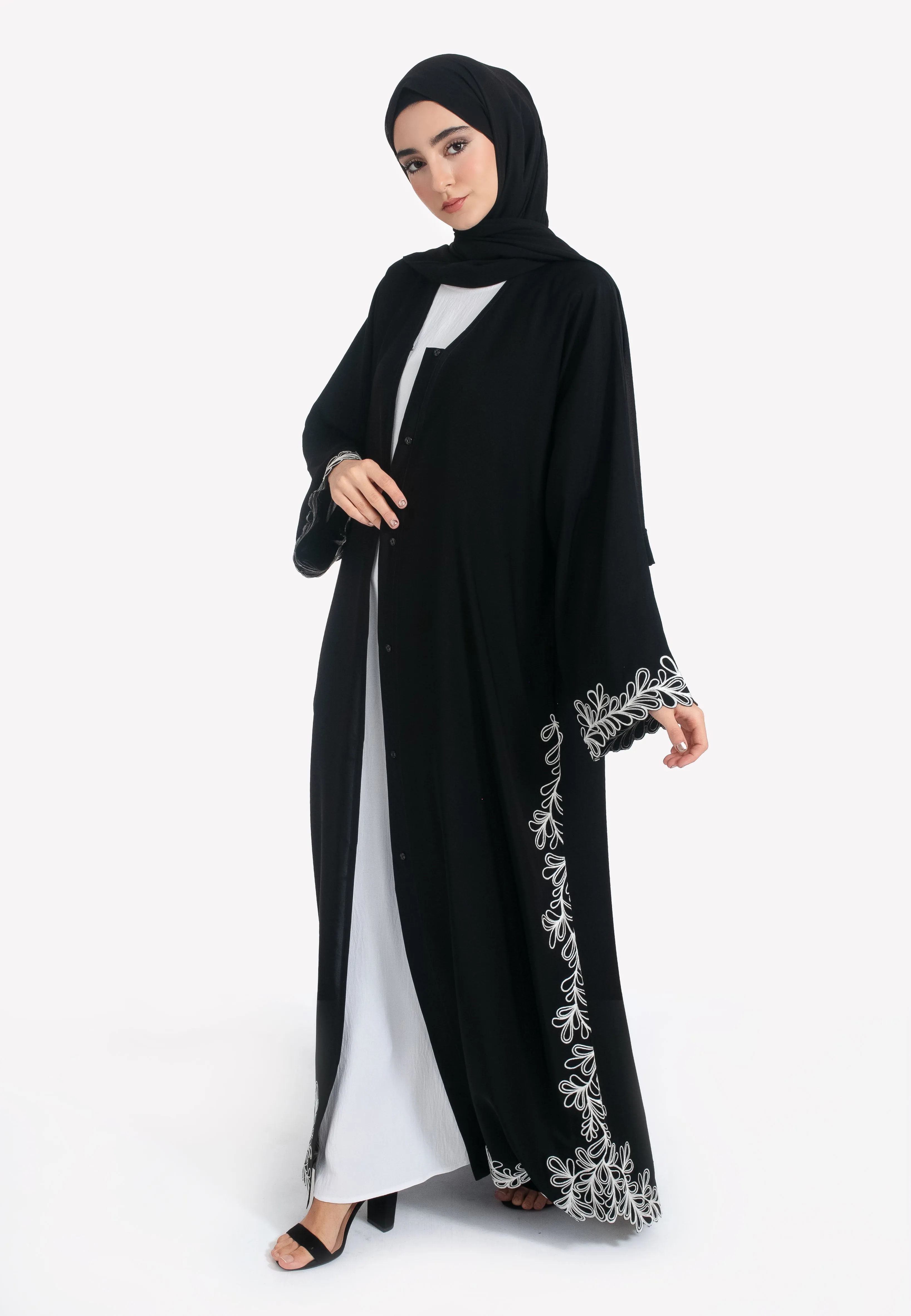 Luxury Noir Khaleeji Embroidered Open Abaya