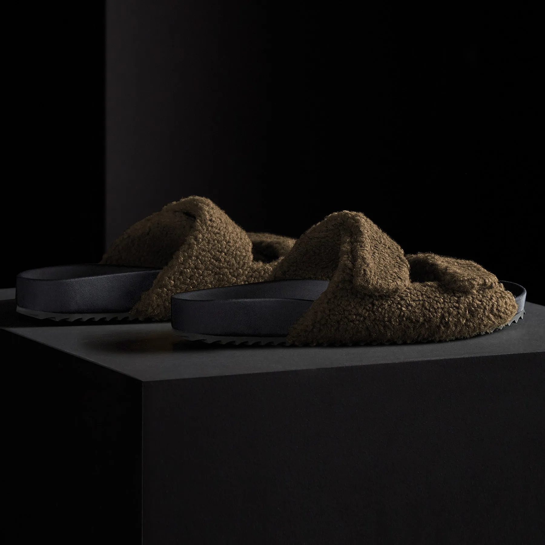 Men's Double Strap Shearling Slide - Olive