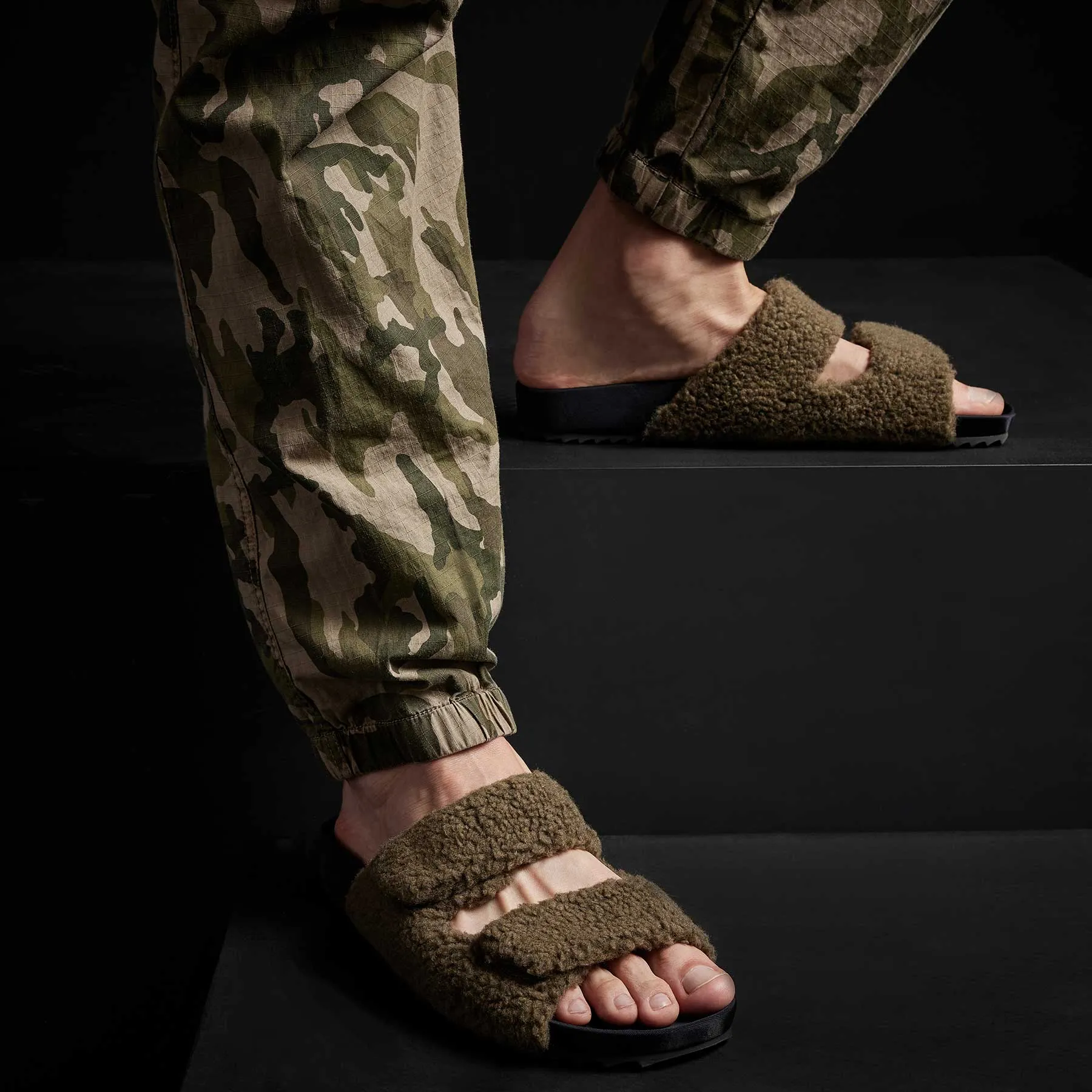 Men's Double Strap Shearling Slide - Olive