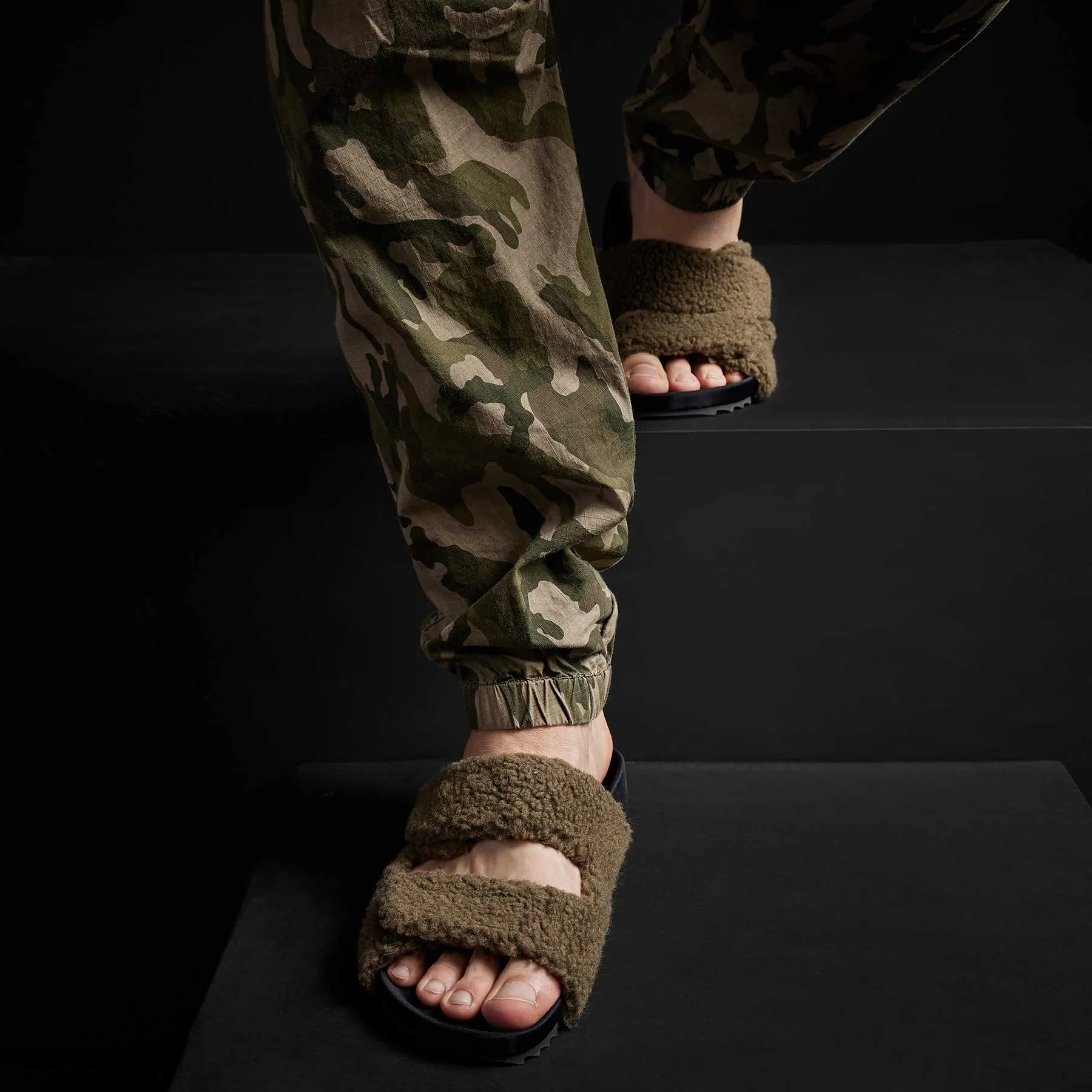 Men's Double Strap Shearling Slide - Olive