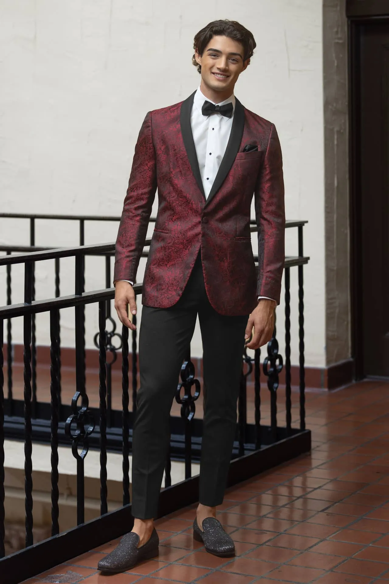 PROM: Diamond Rental Collection