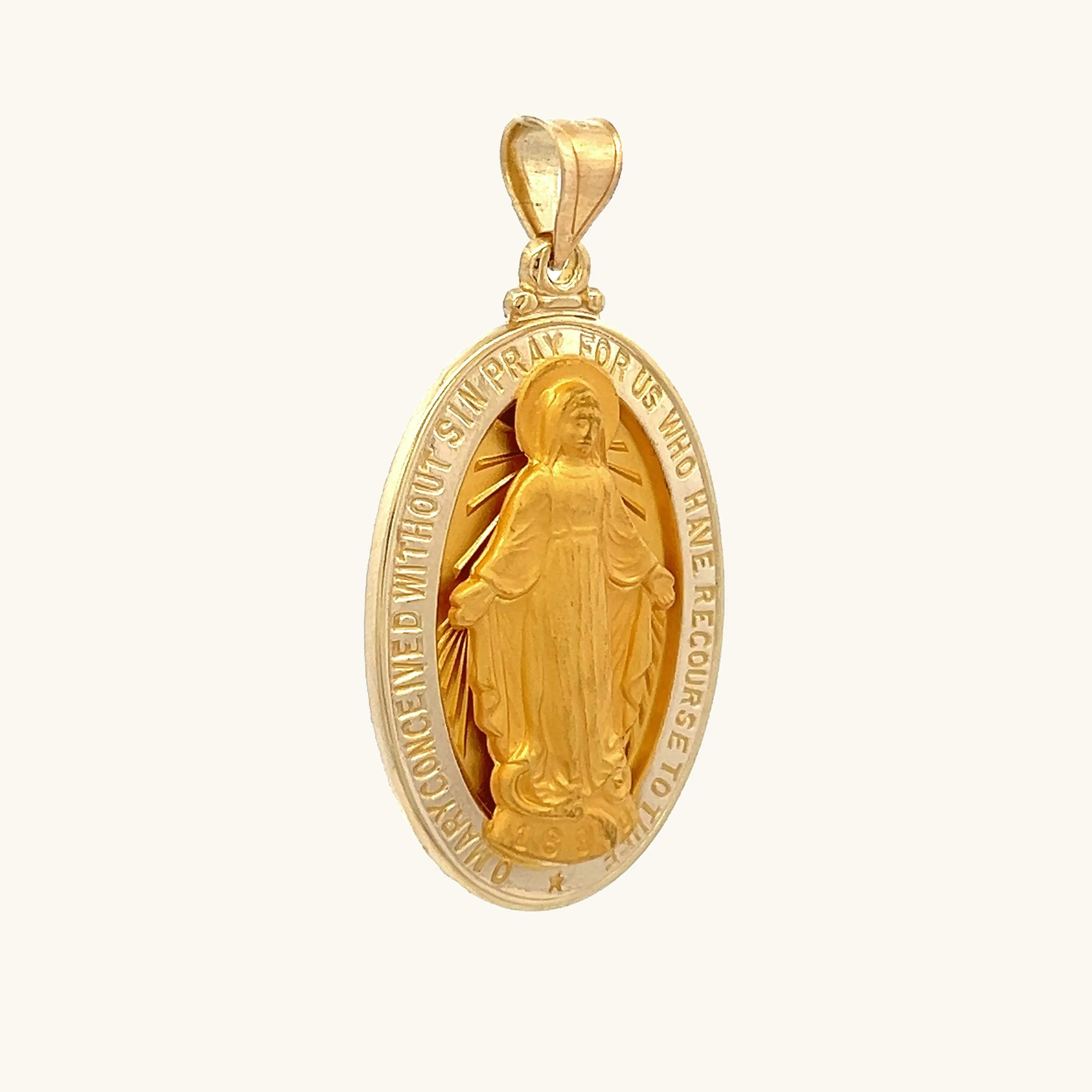 SOLID 14K YELLOW GOLD RAISED MIRACULOUS FIGURE MEDAL | OVAL