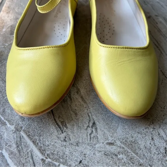 Sonatina Lemon Evelyn Mary Janes, Size 36 EU, 4 US
