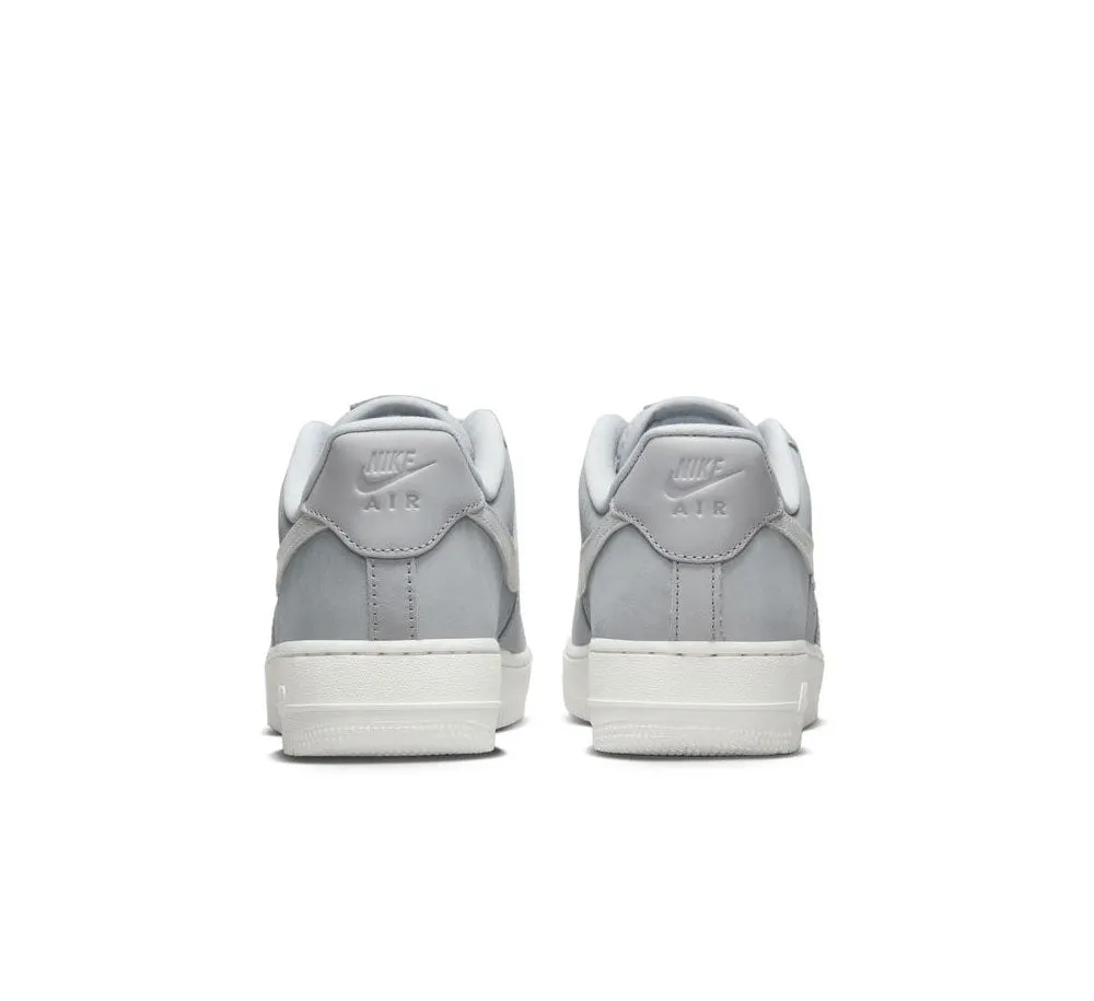 WOMENS NIKE AIR FORCE 1 PRM